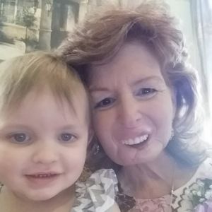 Meet your Posher, Lana